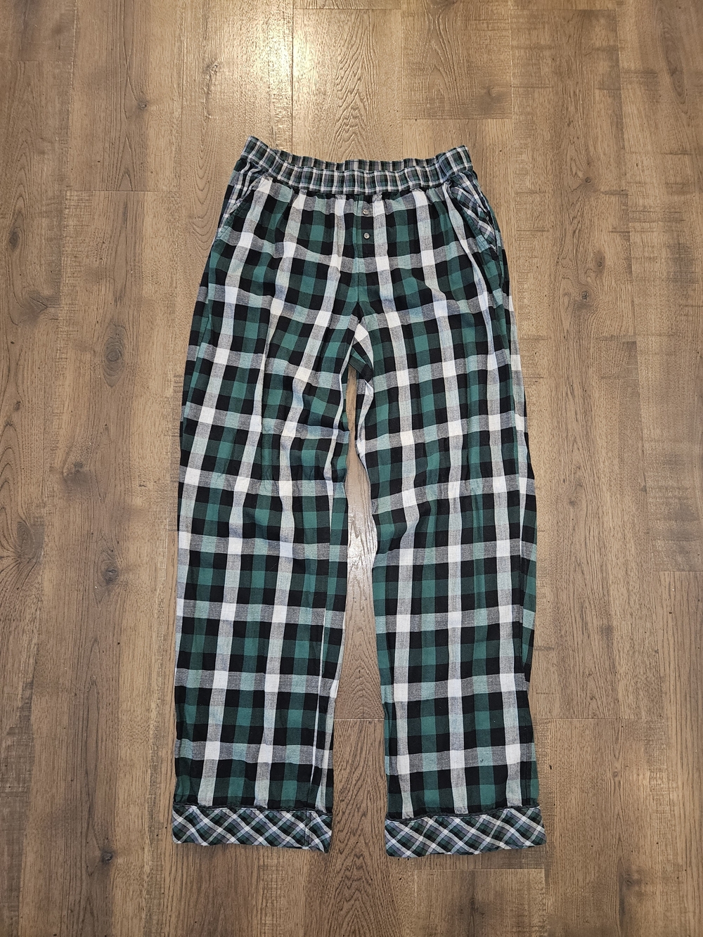 Victoria's Secret Green, Black & White Plaid Lounge Pants